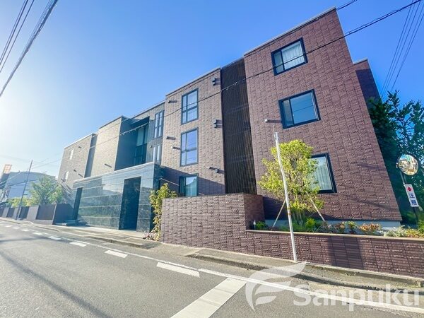 【ヴィステリオ　プレミア】松山市小坂の賃貸マンション