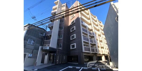 【メゾンドール錦町２】松山市錦町の賃貸マンション