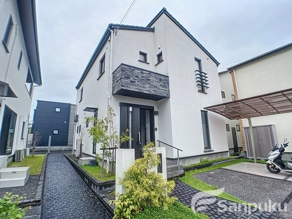 【平井町モミの木一戸建】松山市平井町の賃貸一戸建