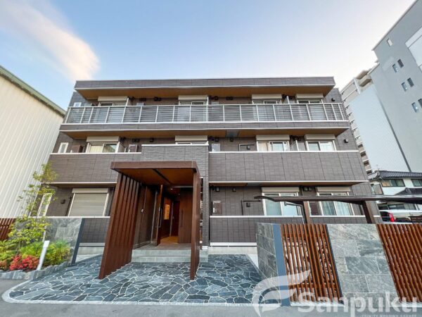 【レーヴ・リボンＹＫ】松山市南持田町の賃貸マンション