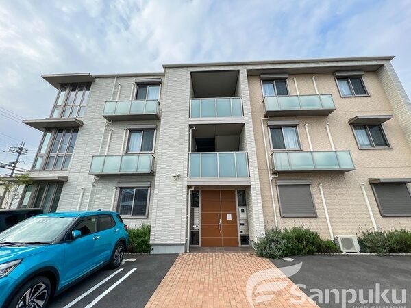 【Ａｎａｎｄａ　ｍａｌａ】松山市居相の賃貸マンション