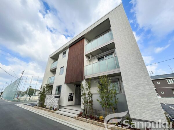 【シャーメゾンクオリスタ】松山市土居田町の賃貸マンション