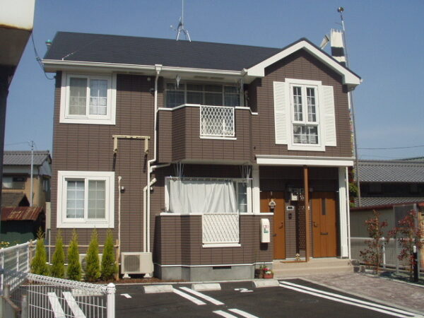 【オーシャン　パーク】松山市古三津の賃貸アパート