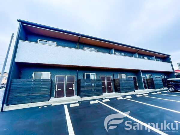 【Ｌｕｎａ　Ｂｉａｎｃａ　ＨｏｕｍｅｎⅡ】松山市保免西の賃貸アパート