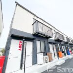 【ヴィラ・アンソレイエ郡中Ａ棟】伊予市灘町の賃貸アパート