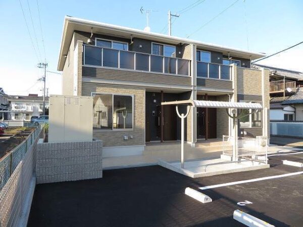 【グラース・メゾン】伊予市下吾川の賃貸アパート