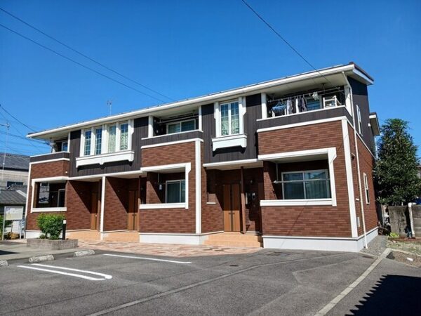 【バンテ　フォルトゼッツェン】伊予市下吾川の賃貸アパート