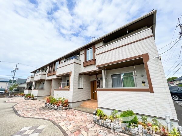 【プルマージュＡ・Ｒ】松山市勝岡町の賃貸アパート