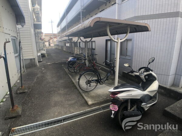 駐輪場