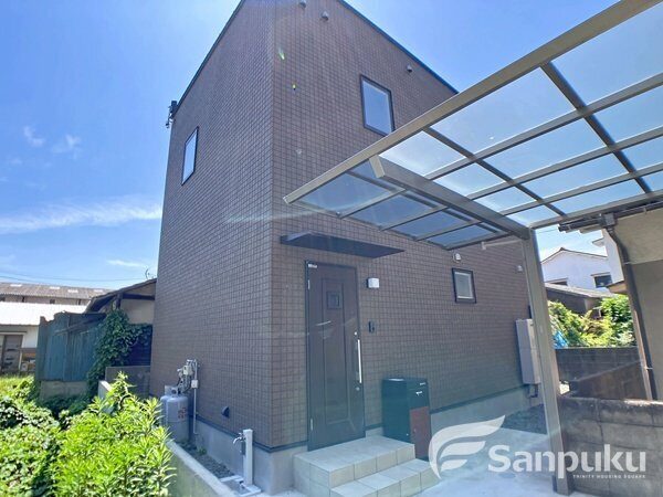 【デタッチドハウス高岡Ｂ】松山市高岡町の賃貸一戸建て