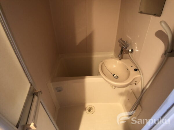 エスポワール松山　バス