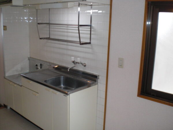 ロイヤルハイツ平和通　キッチン