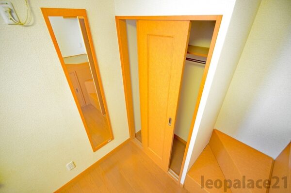 レオパレスLA VITA山越収納