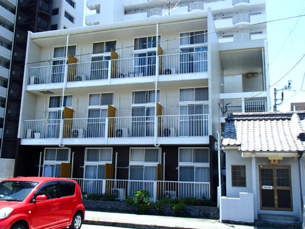 【レオパレスフォーユー本町】松山市本町のマンション