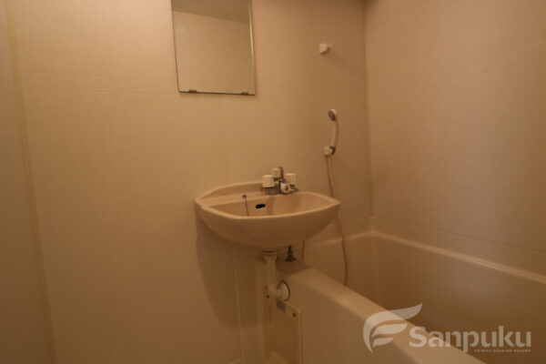 ソレジオ喜与町　バス