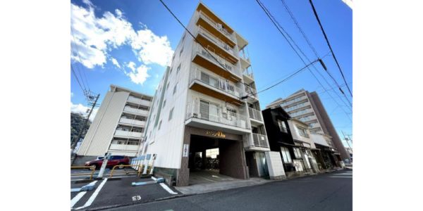 【メゾンAD2】松山市高砂町のマンション