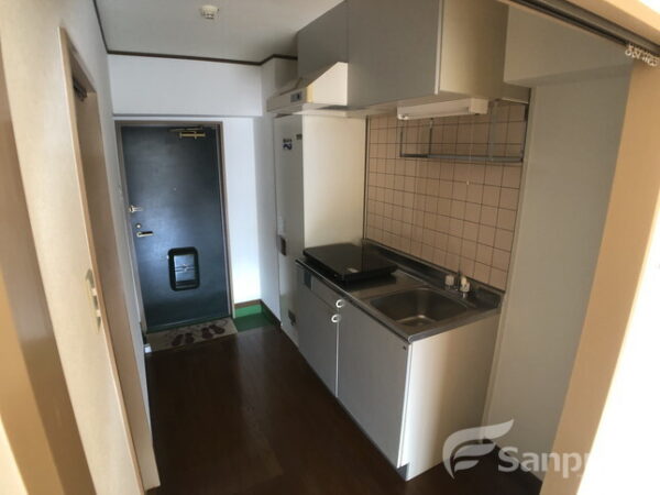 アルバートル亜沙野Ⅱ　玄関