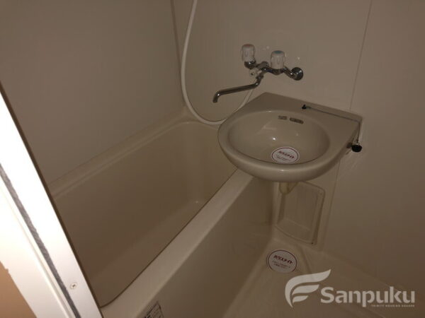 アルバートル亜沙野Ⅱ　バス