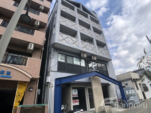 【パーチェ4・2・3】松山市平和通の賃貸マンション