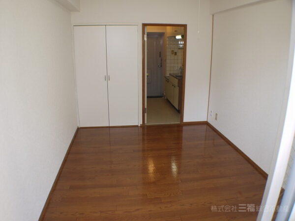 パーチェ４・２・３　室内