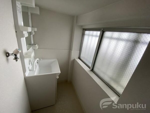 ピカデリー・サーカス　７ラック