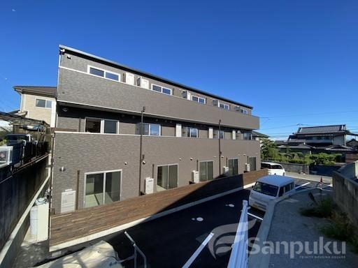 【Ｐａｒｔｅｎａｉｒｅ　Ｋｕｍａｎｏｄａｉ　Ｒｅｖｅｌｉｚｅ． 】松山市久万ノ台の賃貸アパート・ペット相談可！