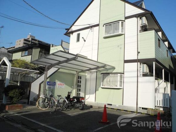 【アップルハウス宮西】松山市宮西のアパート