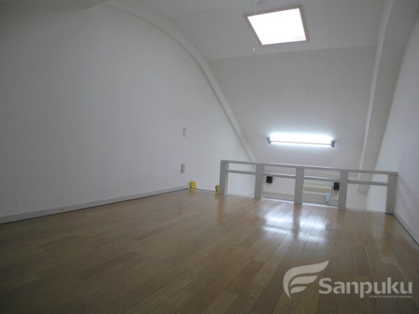 フライブルグマンションロフト