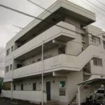 【といやまちハイツ】松山市山越のマンション