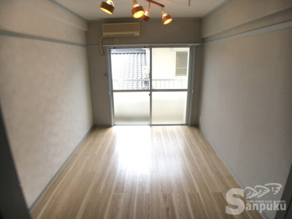 グロリーハイツ重松 室内