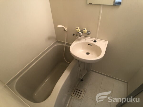 ベルシャトー　バス