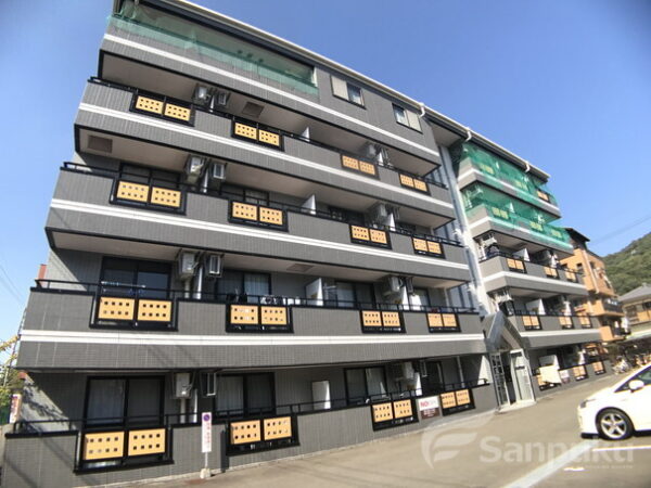 松山市のおすすめ賃貸物件リビングアレイK