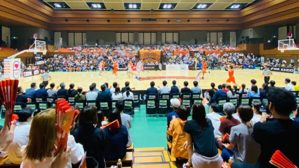 愛媛オレンジバイキングス開幕戦を三福グループで応援しました！