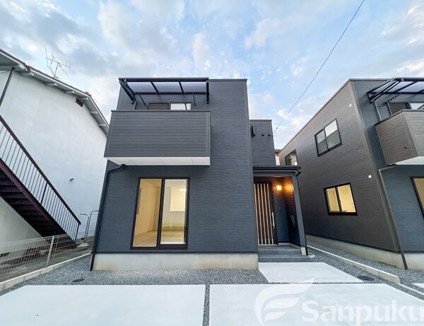 【アトレタウン土居田 Ｅ棟 】松山市土居田町の賃貸一戸建て