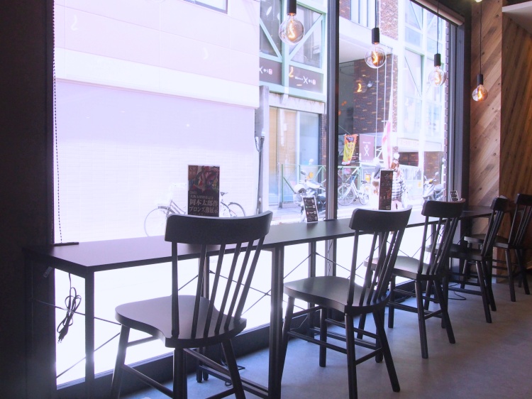 三福ラウンジ　内観2